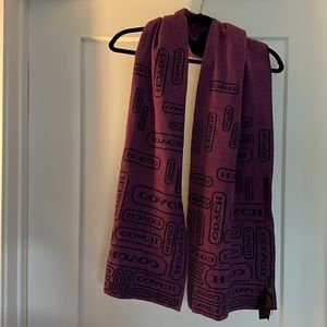 Reversible Coach scarf